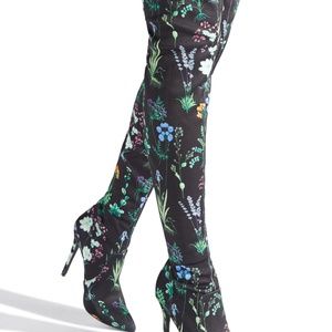 SHOE DAZZLE FABRIC STRETCH TO FIT THIGH HI BOOT